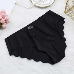 Women's Panties Ice-Silk Panties Women Sexy Briefs Seamless Underwear Women Female Soft Cotton Crotch Transparent Lingerie NEW 240319