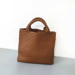 Top Shoulder Bags Fashion Woven Tote Bun Mother Bag Designer Handbags Large Capacity Shopping Bag Womens Beach Bucket Bag 240311