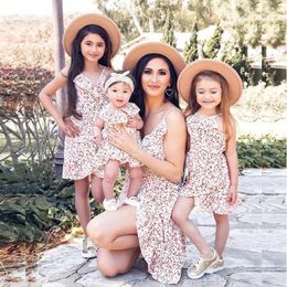 Vneck Sexy Waistband Floral Summer Vacation Beach Casual Princess Mother Daughter Dress Matching Family Outfits Kids 240311