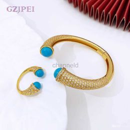 Bangle Luxury Womens Hand Bracelet Classic Gold Colour Dubai Cuff Bangle Elegant Exquisite Wedding Accessories 240319