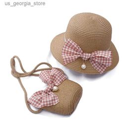 Wide Brim Hats Bucket Hats New childrens Str hat casual ribbon bow hat outdoor UV resistant sun hat girl summer beach hat Panama baby hat Y240319