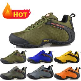 2024 hot Luxury Brand Track Men Designer Women Graffiti White Orange Mens Shoes Trainers Sneakers 36-46