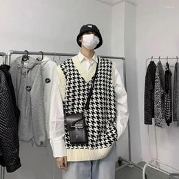 Men's Vests Man Clothes Spliced Knitted Sweaters For Men Vest Waistcoat Plaid Sleeveless White Fun Heated Korean 2024 Autumn Casual Fashion