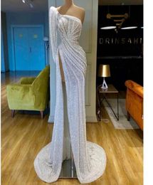 2020 Vintage White One Shoulder Prom Dresses Sexy Backless Sequined Mermaid Evening Gown Arabic High Side Split Formal Patry Dress4725816