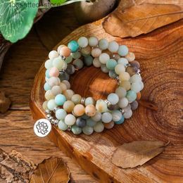 Charm Bracelets Fashion Womens Natural Matte Frosted ite Beads With Lotus OM Buddha Charm Yoga 108 Mala Necklace L240319