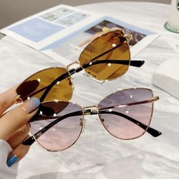 Sunglasses Fashion Cat Eye Women Designer Vintage Metal Sun Glasses Gradient Eyewear Ladies Gafas De Sol