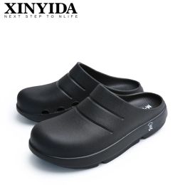 Sandals HighElastic Damping Kitchen Work Shoes Waterproof OilProof Casual Chef Shoes Nonslip Safety Shoes Flat Sandals Big Size 3546