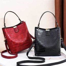 Hip Shoulder Bags Womens Bag Spring Fashion Casual Handbag Korean Single Crossbody Designer Handbags Tote 240311