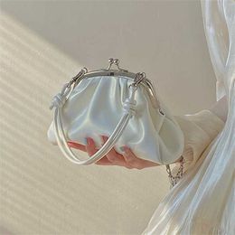 Hip Shoulder Bags Trendy designer handbags tote Cute Pleated Clip Dinner Bag Chain Handheld Crossbody Dumpling Female 240311