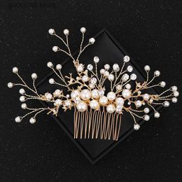 Tiaras Vintage Gold Rhinestone Pearl Wedding Hair Combs Hair Accessories for Bridal Hair Jewellery Headpiece Women Head Jewellery Comb Y240319