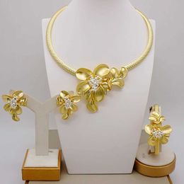 Bangle Brazilian gold Colour flower Jewellery dubai set of womens Jewellery Italian style necklace bracelet earring Italian style Jewellery 240319