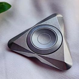 Triangular Stainless Steel Metal EDC Fidget Hand Spinner Finger Stress Tri-Spinner Autism ADHD Anxiety Stress Gift 240312