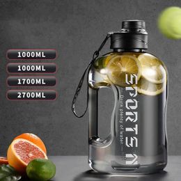 1700ml2700ml Gym Cycling Cup Sports Bottle Plastic Water Cups Portable Large Capacity for Men Women Drink Bottles 240314