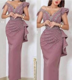 2021 Sexy Dusty Pink Sexy Arabic Dubai Evening Dresses Wear Off Shoulder Crystal Beads Cap Sleeves Plus Size Party Prom Gowns Shea5724290