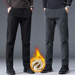 Pantaloni da uomo 2024 Abbigliamento invernale Addensare Pantaloni da uomo caldi da uomo Business dritti larghi in pile coreano