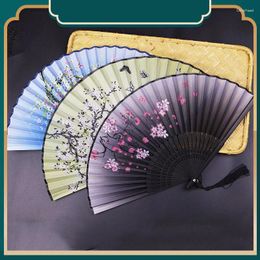 Decorative Figurines Vintage Chinese Style Silk Folding Fan Art Craft Gift Wedding Party Dance Tassel Hand Fans Po Props Ornaments Home