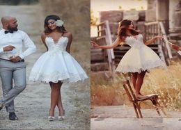 2020 Cheap Short Mini A Line Wedding Dresses Sweetheart Lace Appliques Sexy Open Back Knee Length Black Girl Country Custom Br5232881