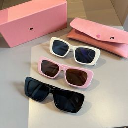 Damen-Sonnenbrille, Designer-Brille für Damen, quadratischer Rahmen, Sonnenschutzbrille, Strandbrille, Herren-Markenreisen, Sonnenbrille zum Fahren