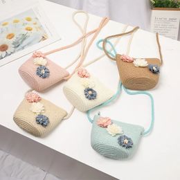 Girls Crossbody Bag Floral Rattan Mini Shoulder Bag Summer Straw Beach Bag Kids Casual Messenger Bags Children Handbag 240314