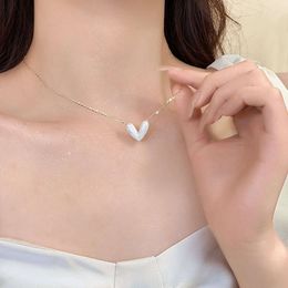 Fashion Love Necklace Female Outlier Design High Sense Collar Chain Light Accessories New Style