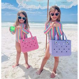 Bogg Bag 2024 Designer Large Summer Waterproof Beach Bag Luxury Organiser Plastic Basket Bags Tote Handbag Clutch Weekend Pochette Luggage Trun 487