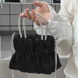 Top Shoulder Bags Diamond designer handbags Handheld tote Bag for Womens Summer Party Folded Cloud Chain Crossbody 240311