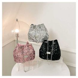 Hip Shoulder Bags Dinner Bag Summer designer handbags tote Sequin Decorative Bucket Fashion One Underarm Womens 240311