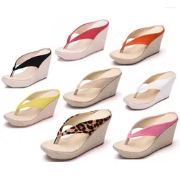 Slippers Low Shoes Woman 2024 House Platform Big Size On A Wedge Flock Rubber Flip Flops Shale Female Beach Hawaiian Sabot PU Fr