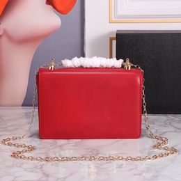 Designer Smooth Leather Crossbody Bag Fashionable Luxury Women One Shoulder Crossbody Bags Leather Versatile Classic Chain Handheld Small Square Bags