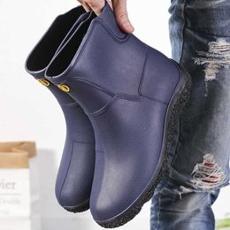 HBP Non-Brand Fashion Mens Non-slip Rain Boots Trend Low Price Kitchen Fishing Car Wash Rubber Shoes Water Shoes for Work Men