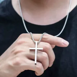 Pendant Necklaces Smooth Cross Necklace Men's Titanium Steel Versatile Long Sweater Chain Accessories