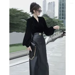 Women's Two Piece Pants Two-piece Black Top And Long Skirt Suit Fashionable Young Commuting Versatile Gentle High-end Noble Medium Strecth