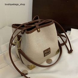 Cross-border Wholesale Fashion Brand Handbags New Crossbody Bucket Bag Spliced Fashionable Mori Moe Small and Simple Shoulder for Womens Dign