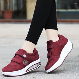 116 ayakkabı kadın 2024 Sonbahar Moda Kama Platformu Sabahları için Günlük Sabah Döküm Spor Kadın Loafers Zapatos De 95 Platm