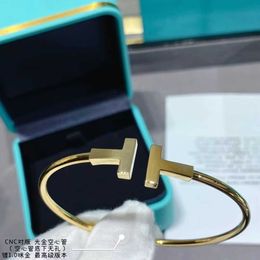 AA Designer Charm Bangle Bracelet TifanT Love S925 Pure Silver Double T Bracelet with White Shell Gold Electroplated 18K Gold Turquoise Elastic Ring Bracelet JQ5P