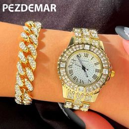 Wristwatches Luxury Women Iced Out Watches Gold Silver Colour Cuban Chain Bracelet Watches Full Rhinestone Wrist Watch Men Fashion Jewellery 24319