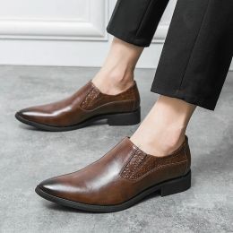 Shoes Britain Retro Men Pointed Black brown Slip on Flats Oxfords Leather Shoes Casual Loafers Formal Dress Footwear zapatos hombre