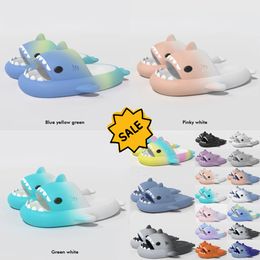 Fashions Designer shoes woman sandal Summer Shark Slippers Men Couples Shark Slides Thick Soled Shoes Kids flat sandals Gradient Flip Flops GAI Size 36-45