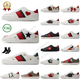 Luxury Designer Casual Shoes Bee Ace Sneakers Low Mens Womens Shoes Top Tiger Embroidered Black White Green Stripes Walking Low Sneakers Size EUR35-46