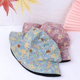 Berets UV Protection Outdoor Travel Breathable Wide Brim Double Side Cotton Sun Cap Floral Print Fisherman Hat Fairy Bucket