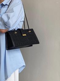 Totes Luxury Women Brand PU Leather Alligator Pattern Crossbody Bag Casual Lock Rectangle Messenger Purses And Handbags