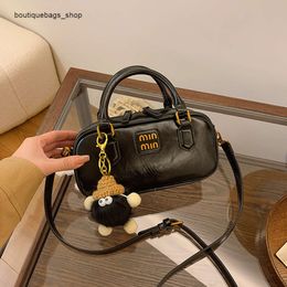 Cross-border Wholesale Fashion Brand Handbags Mukou Handheld Light Luxury High Quality Soft Leather Color Small Square Bag for New Trendy One Shoulder Crossbody