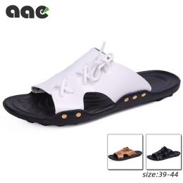 Boots 2020 Trend Men's Sandals for man Light Beach Shoes Outdoor Men's Slippers Fashion Casual Shoes Zapatos Hombre Mens Roman Sandals