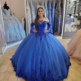2024 Sparkly Royal Blue Princess Quinceanera Dresses Off Shoulder Sweetheart Neck Ball Gowns Tulle Sequins Appliques Prom Dress Gowns