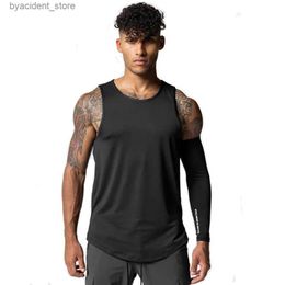 Men's Tank Tops Mens Bodybuilding Vest Solid Colour Gym Tank Tops Fitness Loose Undershirt Breathable O-Neck Casual Sleeveless Basketball Vest L240319
