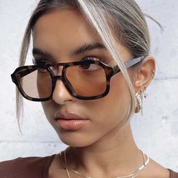 Sunglasses Round Vintage Sunglasses Woman 2022 Fashion Design Retro Brand Sun Glasses Female Lady Double Bridges Designer Oculos De SolL2403