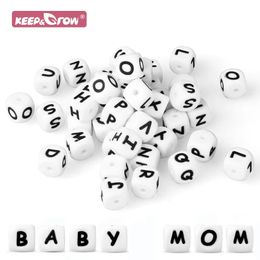 100/400/700/1000Pcs Baby Silicone Letter Beads Pacifier Food Grade Personalized Name Baby Teething Teether English Alphabet Bead 240308