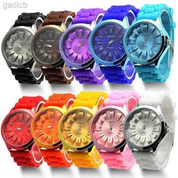 Wristwatches Casual Silicone Clock Jelly Band Flower Dial Sports Style Watch Men Women Quartz Wrist Watch Ladies Dress Watches Gift Luxury 24319