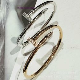 Original 1to1 Cartres Bracelet Nail V Gold High Edition 18k Rose Plated Head and Tail Diamond Personalized Fashion