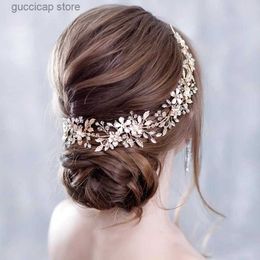 Tiaras Trendy Bridal Flower Wedding Headband Gold Leaf Rhinestone Bride Headpiece Crystal Women Hairband Wedding Hair Accessories Y240319